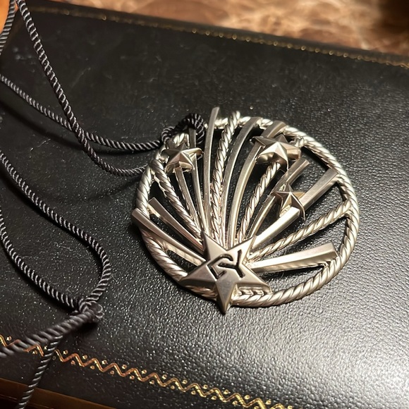 David Yurman Christmas ornament - Picture 4 of 7